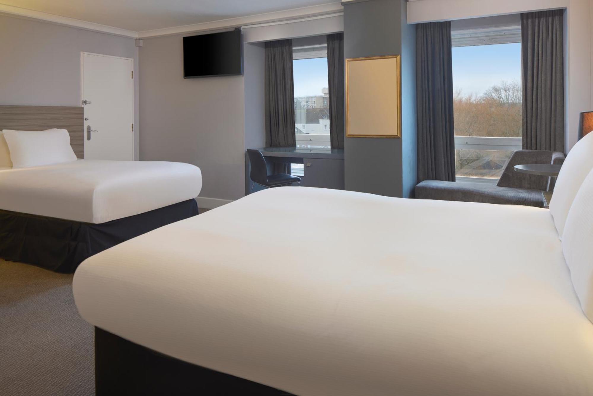 Doubletree By Hilton Bristol City Centre Zewnętrze zdjęcie