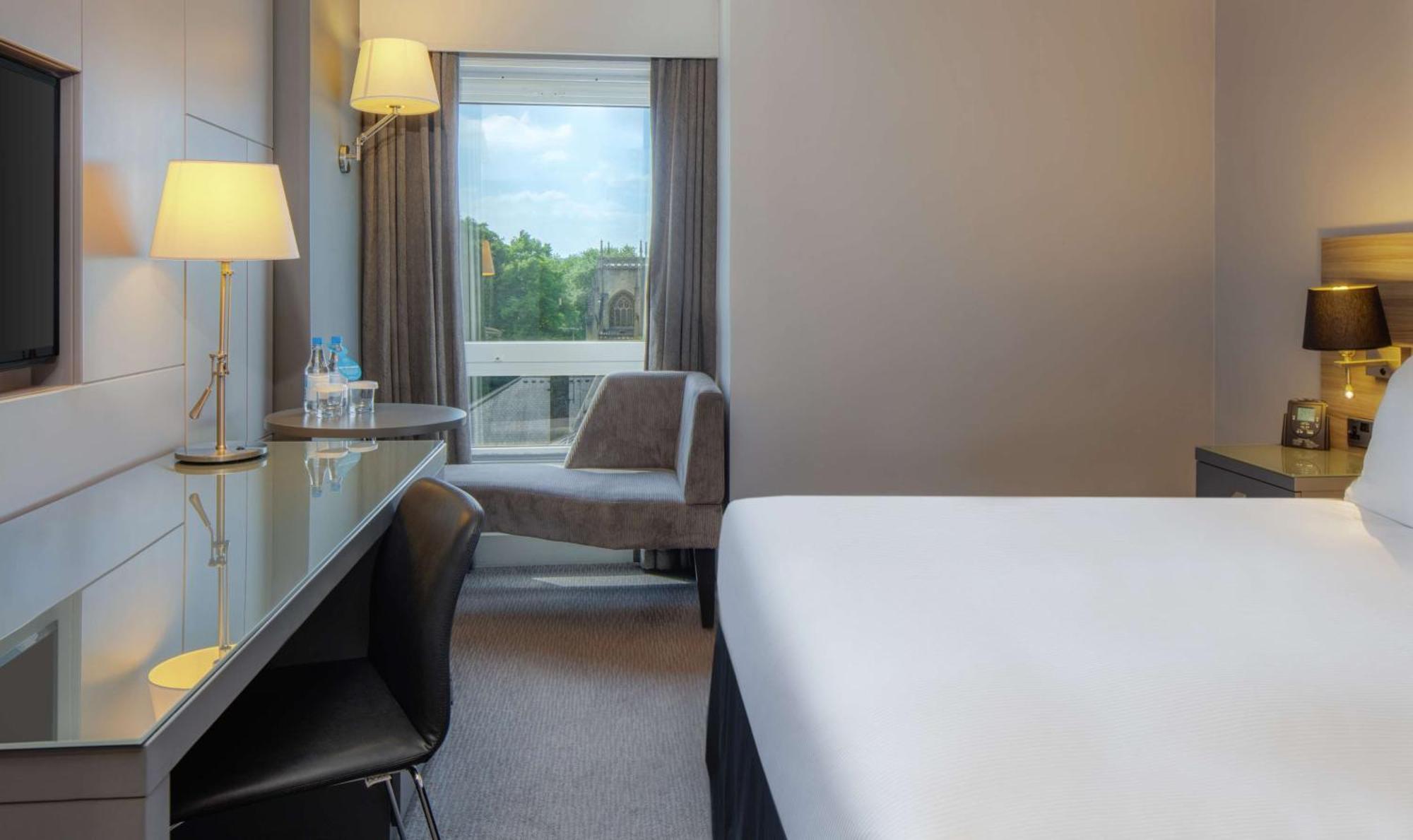 Doubletree By Hilton Bristol City Centre Zewnętrze zdjęcie
