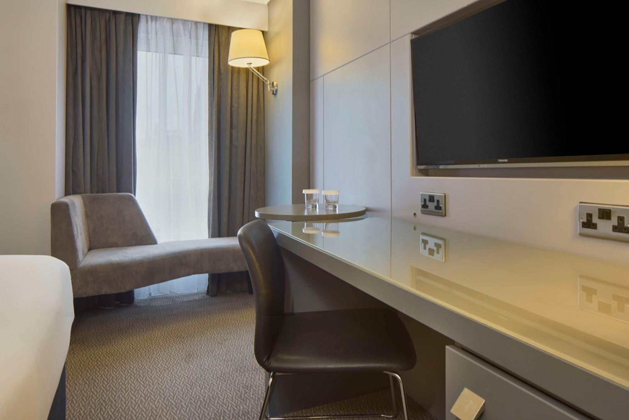 Doubletree By Hilton Bristol City Centre Zewnętrze zdjęcie